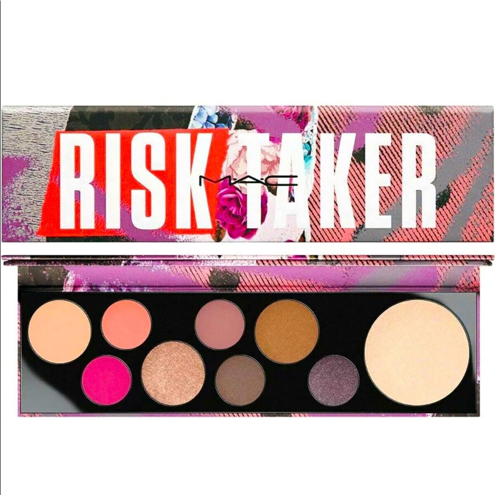 MAC eyeshadow palette